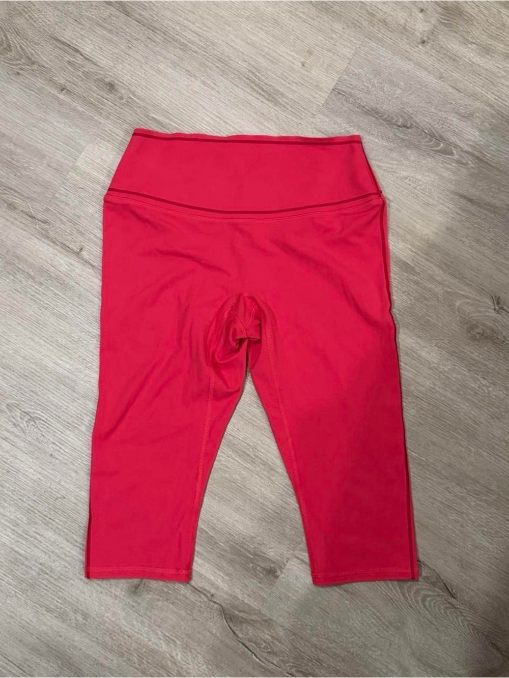 Fabletics Bright Pink Cropped High-Waist Leggings